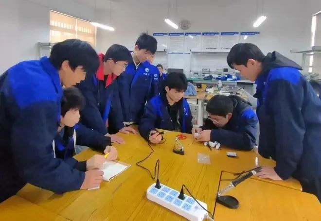 深圳盐田“政校企”培优引才新模式激活乡村振兴内生动力九游会(图2)